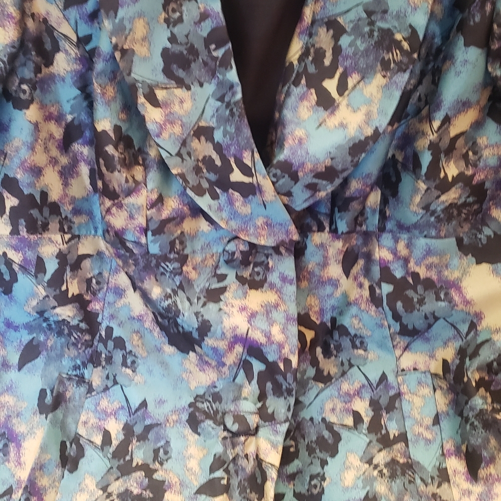 Dress - Picture 11 of 12
